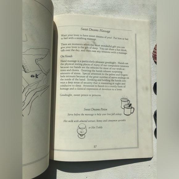 Romantic Massage: Ten Unforgettable Massages for Special Occasions, Anne K. Rush - Picture 6 of 17